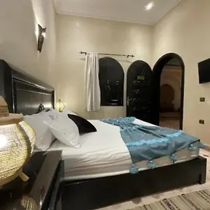 Riad Hanafi Pensión